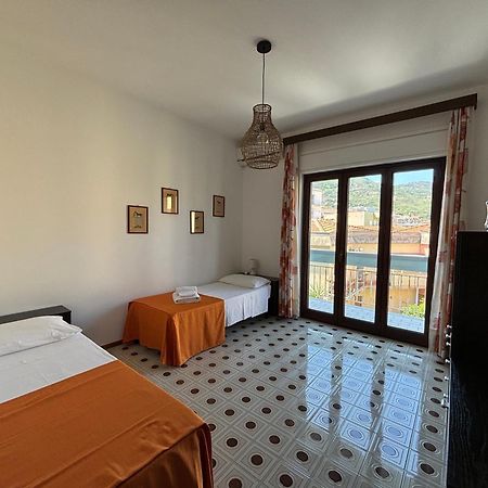 Archimede Lounge Apartment Cefalu Luaran gambar
