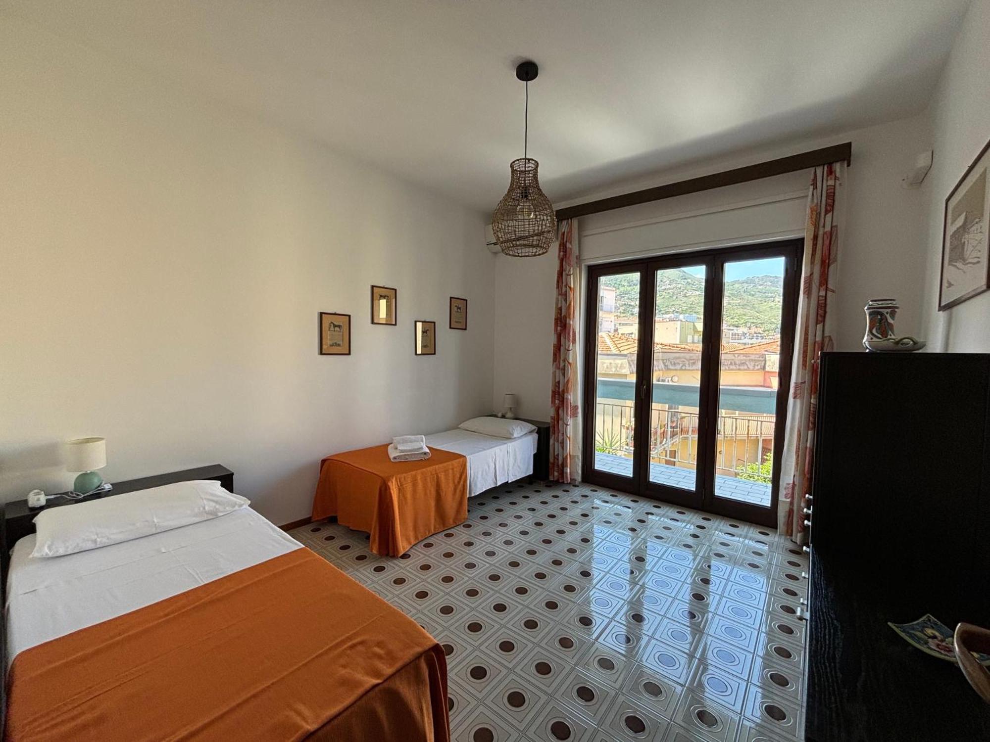Archimede Lounge Apartment Cefalu Luaran gambar