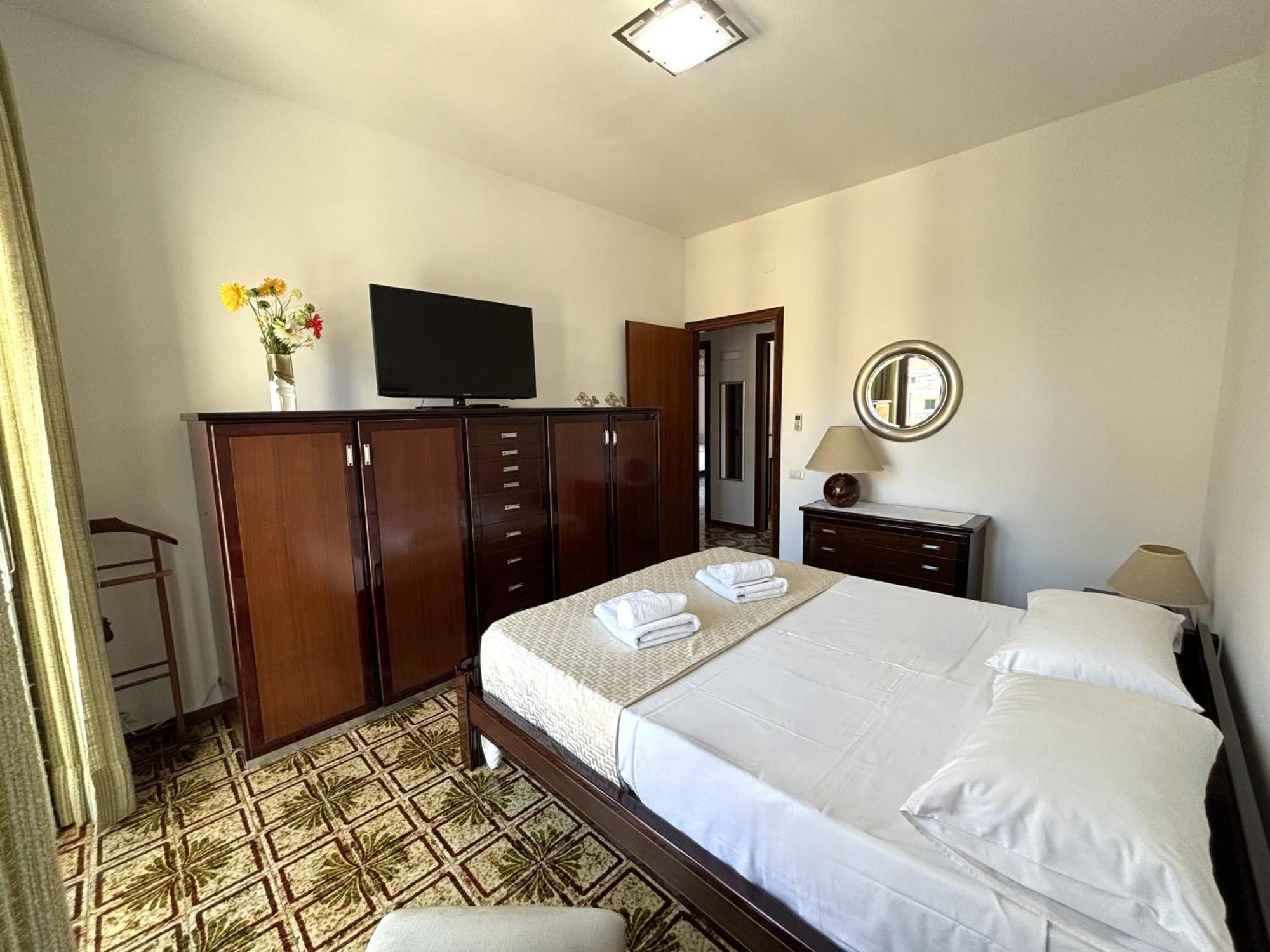 Archimede Lounge Apartment Cefalu Luaran gambar
